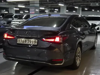Lexus ES 2023, 107585 км, за 64495.15 USD - фото 6