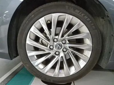 Lexus ES 2023, 107585 км, за 64495.15 USD - фото 8