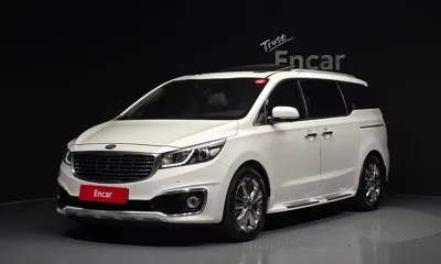Kia Canival · 2015 год