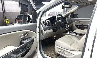 Kia Canival 2015, 163318 км, за 6104.77 USD - фото 10