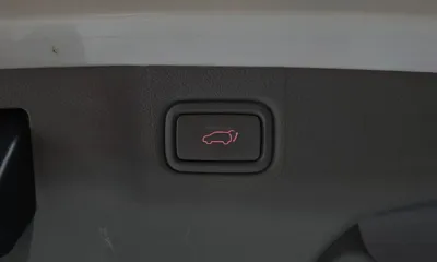 Kia Canival 2015, 163318 км, за 6104.77 USD - фото 32