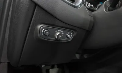 ChevroletGMDaewoo Equinox 2018, 155002 км, за 4726.27 USD - фото 14