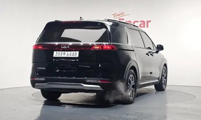 Kia Canival 2023, 29718 км, за 17979.92 USD