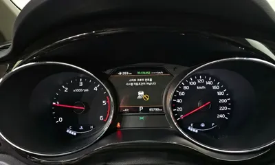 Kia Canival 2019, 85790 км, за 13178.8 USD - фото 8