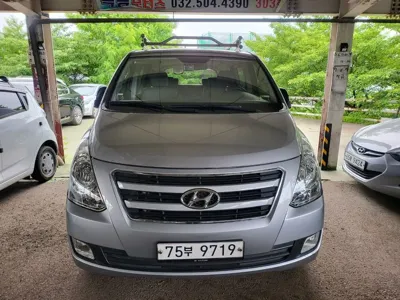 Hyundai Starex · 2017 год