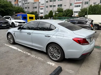 Genesis G70 2020, 62394 км, за 12929.85 USD