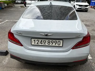 Genesis G70 2020, 62394 км, за 12929.85 USD
