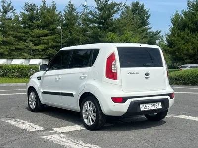 Kia Soul 2012, 108100 км, за 3275.57 USD