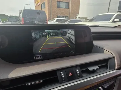 Lexus ES 2021, 73305 км, за 25721.16 USD - фото 7