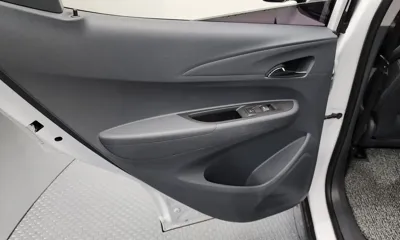 ChevroletGMDaewoo Bolt EV 2021, 101402 км, за 11376.19 USD - фото 25