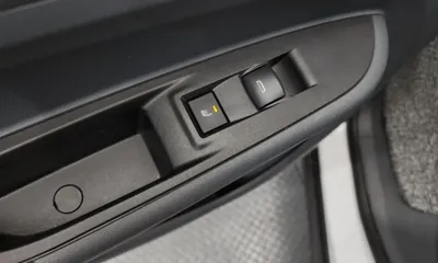 ChevroletGMDaewoo Bolt EV 2021, 101402 км, за 11376.19 USD - фото 27