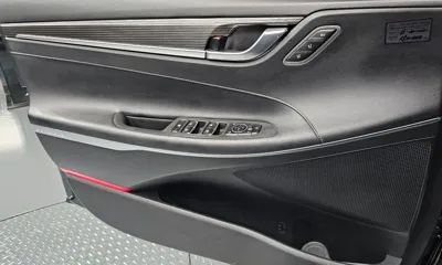 Hyundai Grandeur 2019, 149926 км, за 8861.76 USD - фото 24