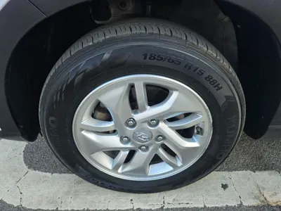 Hyundai Venue 2020, 69987 км, за 8730.47 USD