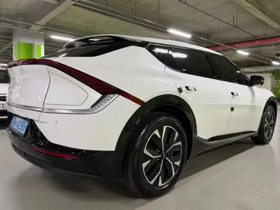Kia EV6 2024, 47263 км, за 23727.48 USD - фото 6
