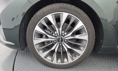 Kia K8 2022, 76831 км, за 16251.7 USD