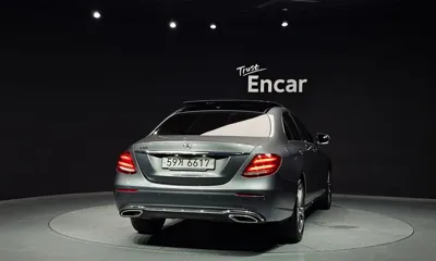 Mercedes-Benz E-Class 2019, 82204 км, за 14375.74 USD