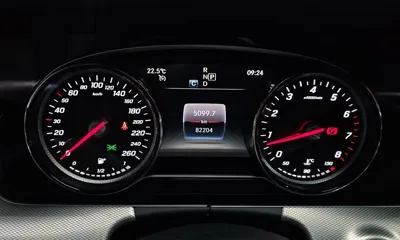 Mercedes-Benz E-Class 2019, 82204 км, за 14267.11 USD - фото 8