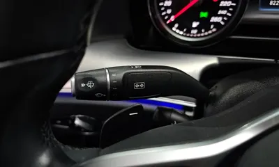 Mercedes-Benz E-Class 2019, 82204 км, за 14267.11 USD - фото 27