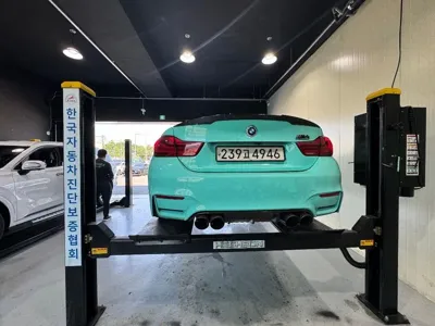 BMW M4 2019, 89737 км, за 29746.19 USD