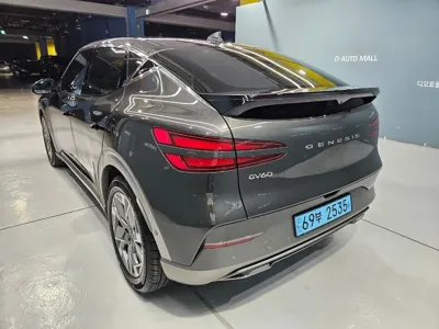 Genesis GV60 2025, 33630 км, за 31788.33 USD