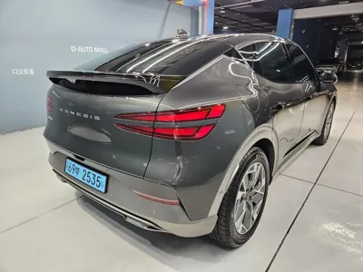 Genesis GV60
