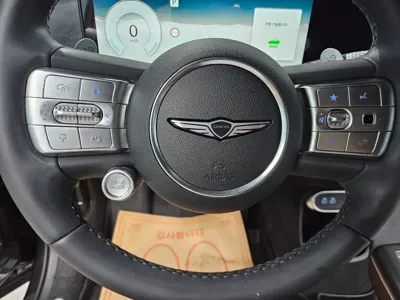 Genesis GV60
