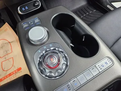 Genesis GV60