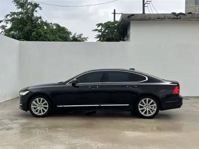 Volvo S90 2019, 63500 км, за 16009.11 USD