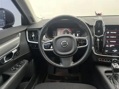 Volvo S90 2019, 63500 км, за 16009.11 USD - фото 9