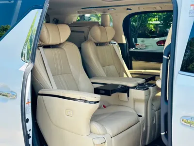 Toyota Alphard 2019, 200000 км, за 68336.25 USD - фото 8