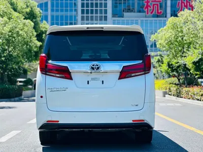 Toyota Alphard 2019, 200000 км, за 68336.25 USD - фото 15