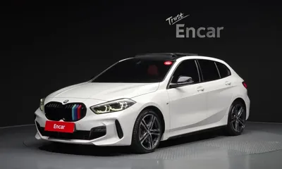 BMW 1-Series · 2022 год