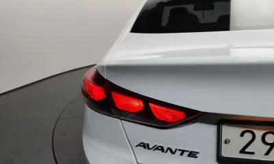 Hyundai Avante 2018, 38763 км, за 8905.93 USD - фото 23