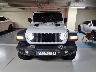 Jeep Wrangler · 2025 год