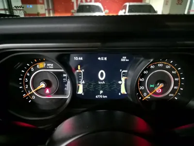 Jeep Wrangler 2025, 6770 км, за 42345.3 USD - фото 17