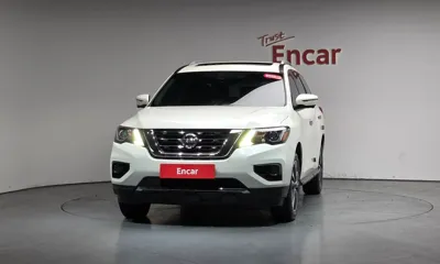 Nissan Pathfinder 2017, 114415 км, за 7601.8 USD