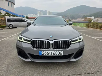 BMW 5-Series 2021, 80800 км, за 26977.82 USD