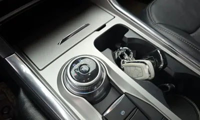 Ford Explorer 2020, 78394 км, за 17112.65 USD - фото 9