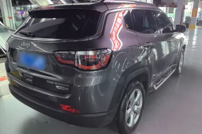 Jeep Compass 2017, 28500 км, за 8803 USD