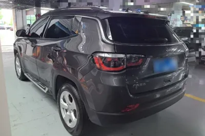 Jeep Compass 2017, 28500 км, за 8803 USD