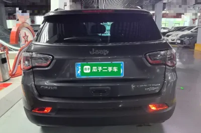 Jeep Compass 2017, 28500 км, за 8803 USD - фото 6