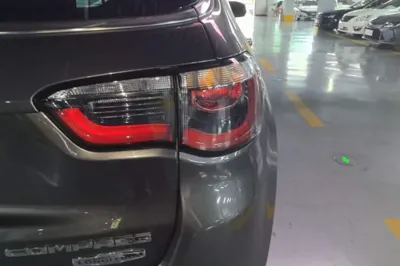 Jeep Compass 2017, 28500 км, за 8803 USD - фото 9