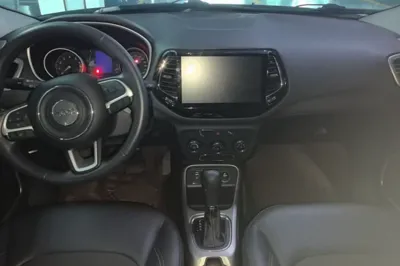 Jeep Compass 2017, 28500 км, за 8803 USD - фото 12