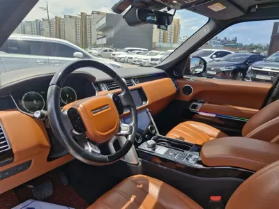 Land Rover Range Rover 2017, 132601 км, за 25696.09 USD - фото 9