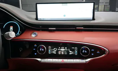 Genesis GV70 2023, 30040 км, за 29873.97 USD - фото 20
