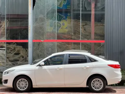 Ford Escort 2016, 66000 км, за 3354.7 USD - фото 8