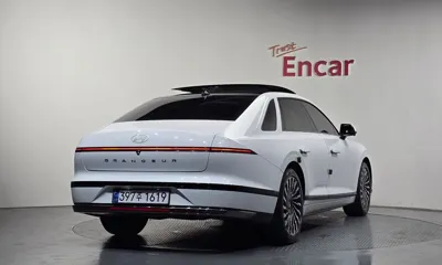 Hyundai Grandeur 2023, 61069 км, за 22725.78 USD