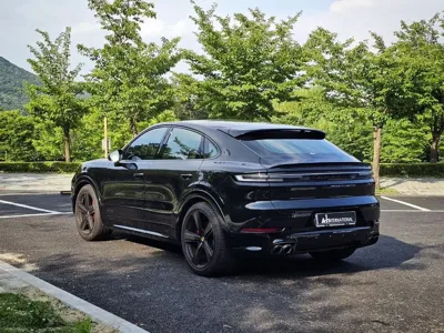 Porsche Cayenne 2025, 15500 км, за 128003.15 USD - фото 6