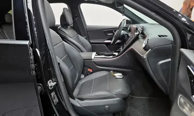 Mercedes-Benz GLC-Class 2025, 40967 км, за 38432.7 USD - фото 11