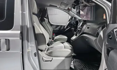 Hyundai Starex 2019, 94838 км, за 9910.8 USD - фото 11
